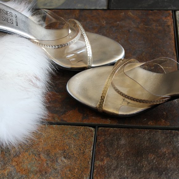 Mootsies Tootsies - heeled vinyl sandal, size 6M - Picture 6 of 6